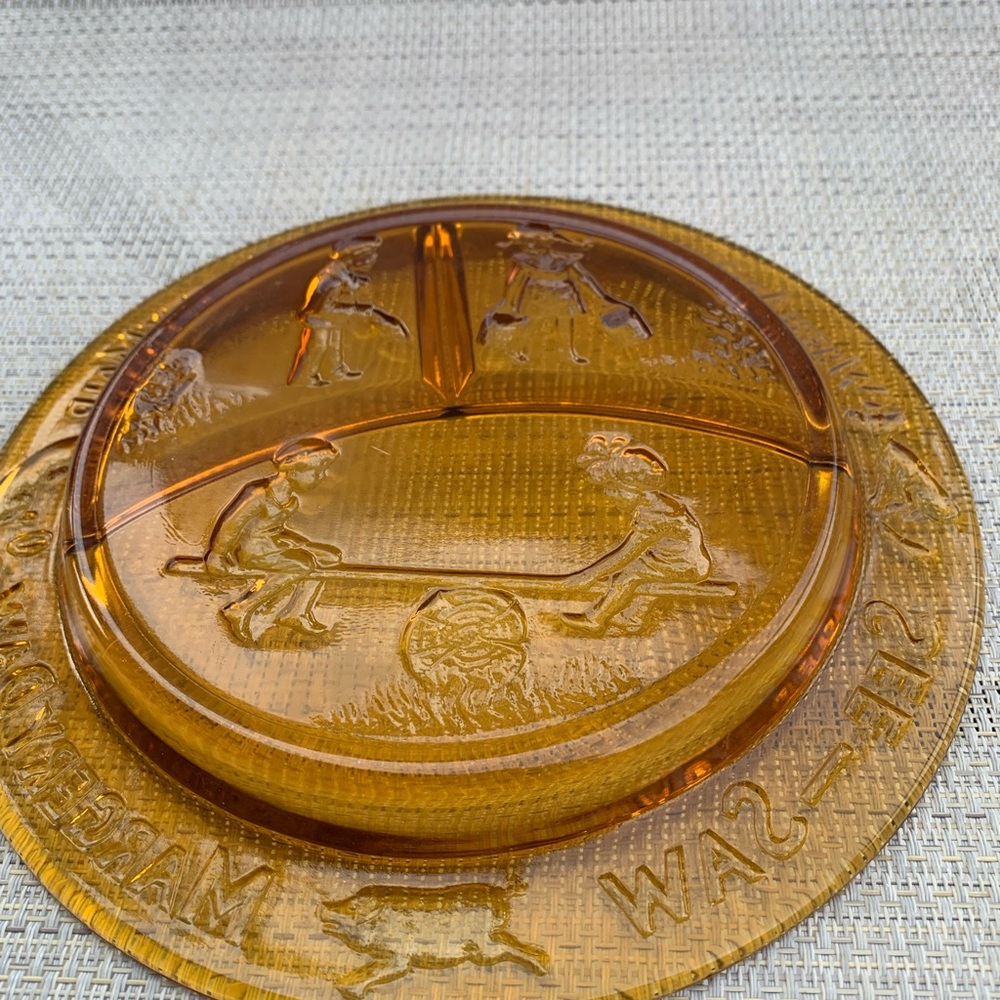 Vintage “Margery Daw” Amber Pressed Glass Child’s Divided Plate Indiana Glass - Picture 8 of 8
